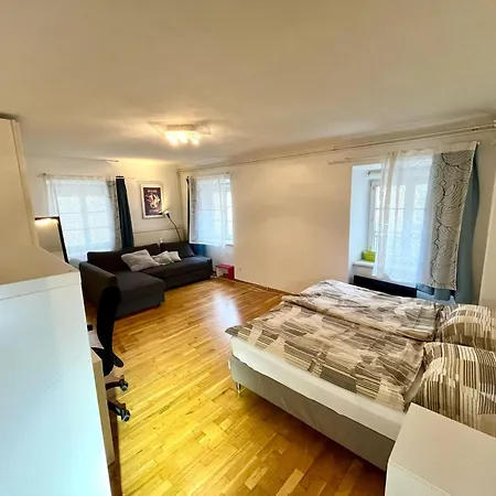 Апартаменты Jakomini Wohnung, Zentral, Post Грац